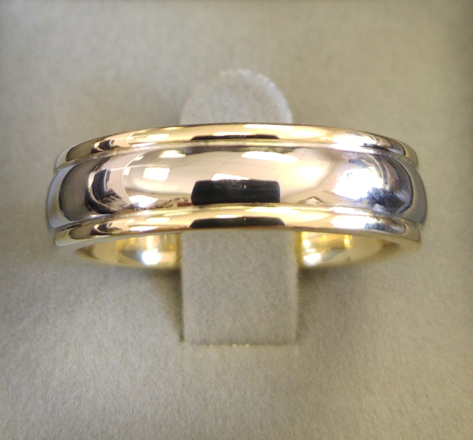 PHOTO-2022-09-12-11-03-37